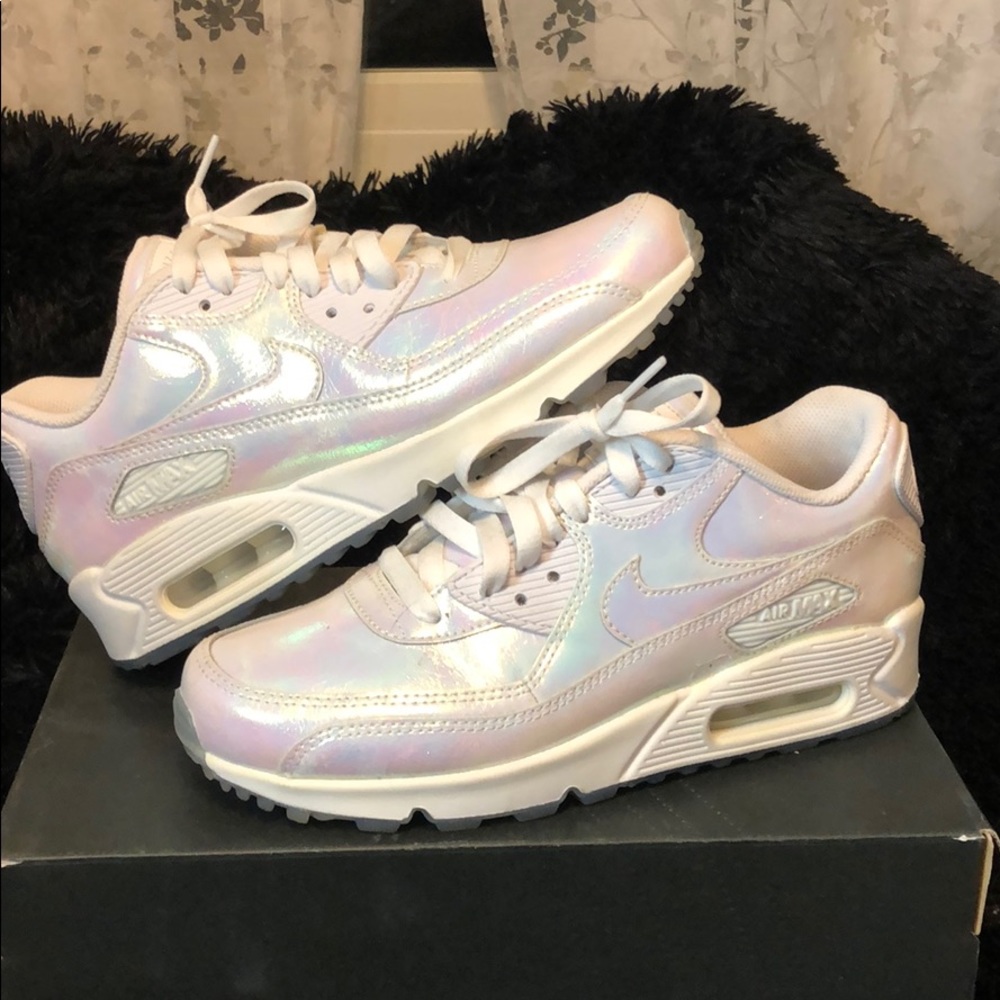 Air max 90 special edition. Iridescent color 😍
